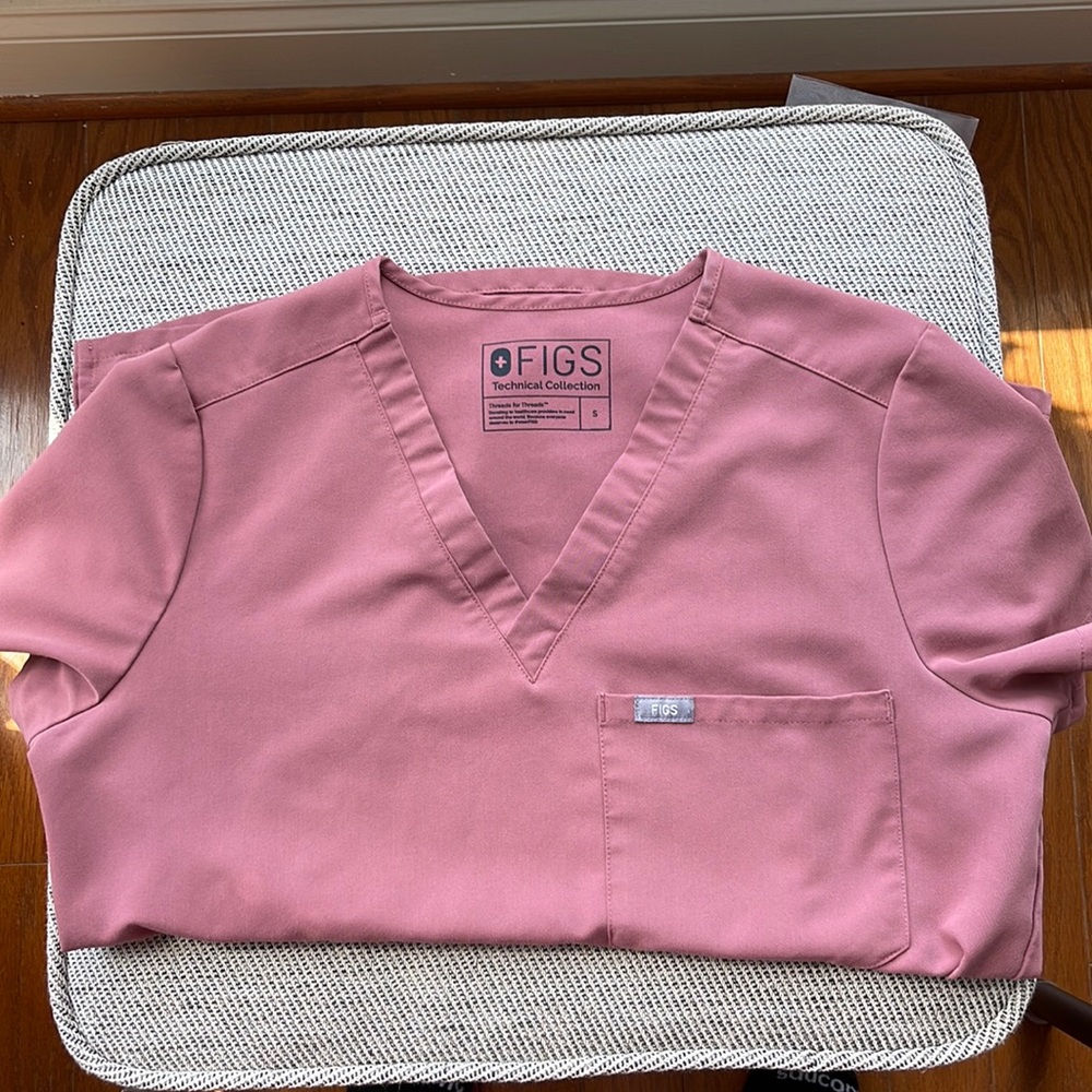 Figs Catarina Scrub Top Mauve Pink